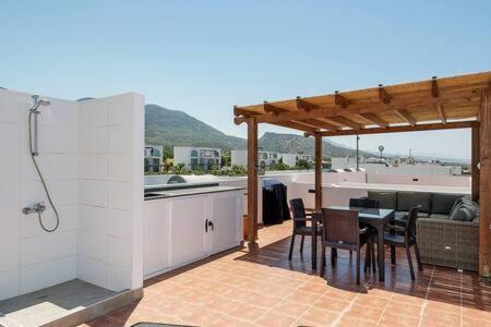 Joya Cyprus Mermaid Penthouse Apartment Agios Amvrosios  المظهر الخارجي الصورة